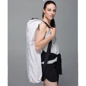 Lululemon Drishti Yoga Tote Bag  - Cotton Diamond Palm White Dune Print